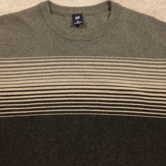 Gap sweater - Picture 2 of 3